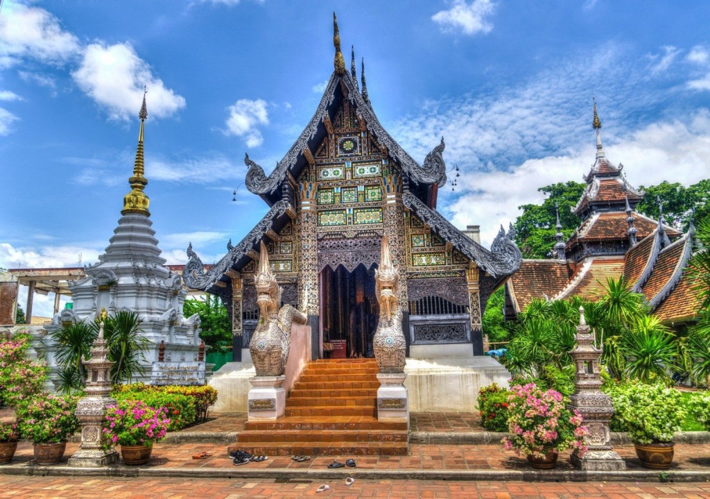 5 carti de citit inainte de a vizita Thailanda